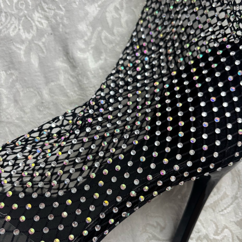 ❤️2/$15 or 3/$21❤️Rhinestone Mesh Ankle Boots, Size 7.5 - Picture 3 of 9